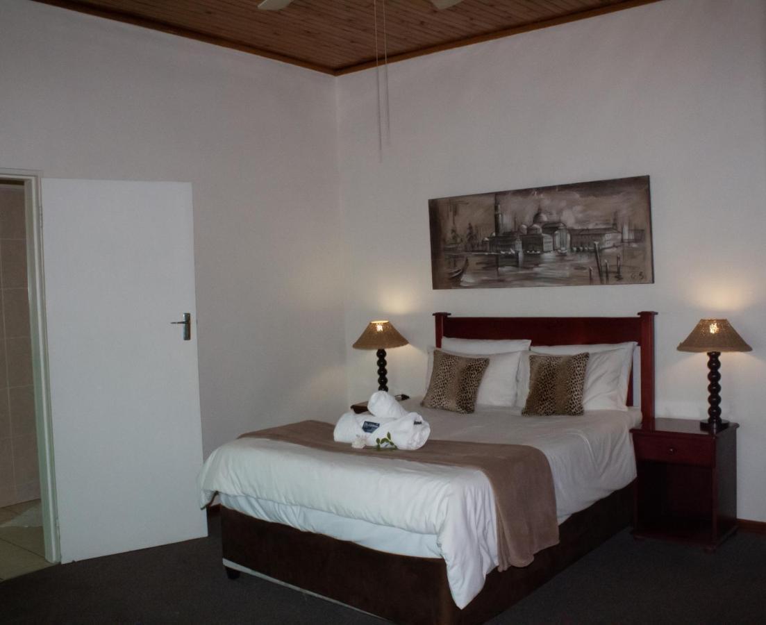 The Lakehouse Guest House Brakpan Ngoại thất bức ảnh
